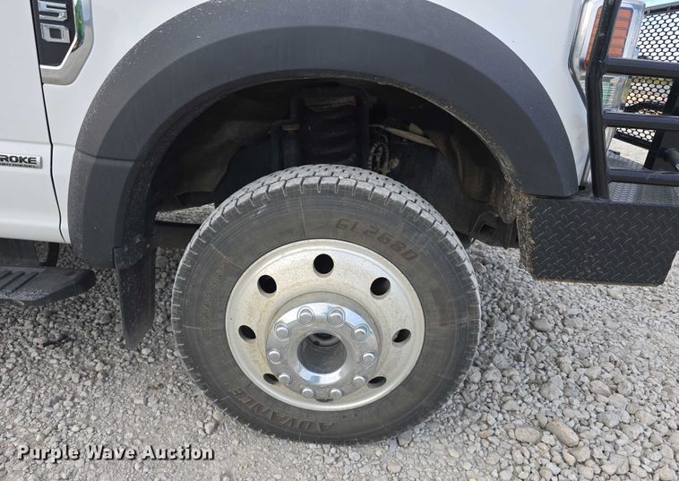 image for item DR3993 2020 Ford F550 Super Duty utility / service truck