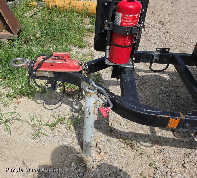 image for item DR3998 Miller Bobcat 225 welder/generator