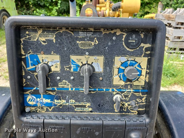 image for item DR3998 Miller Bobcat 225 welder/generator