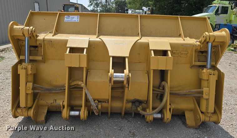 image for item DR4000 Four-in-one bucket