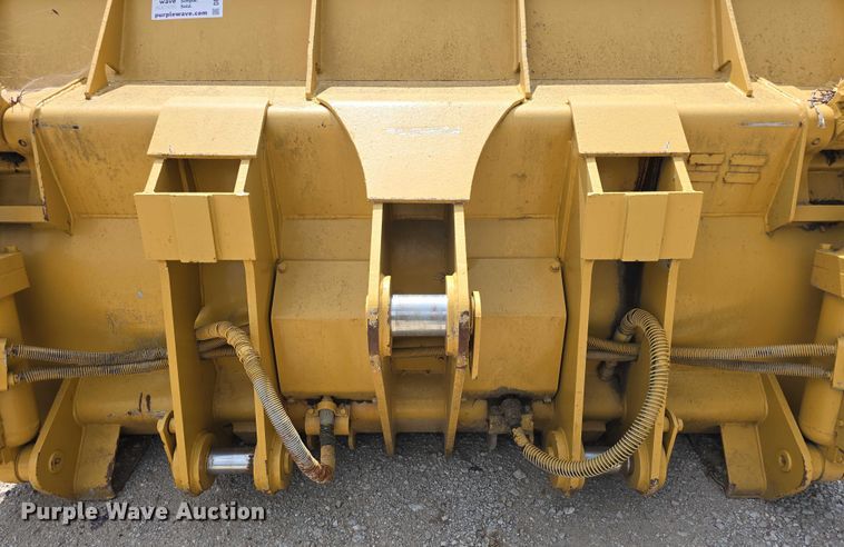 image for item DR4000 Four-in-one bucket