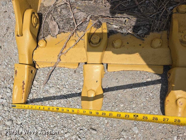 image for item DR4000 Four-in-one bucket