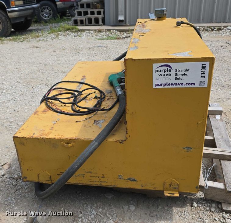 image for item DR4001 Fuel tank