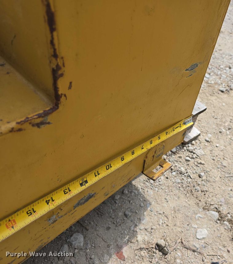 image for item DR4001 Fuel tank