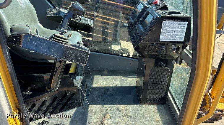 image for item DT3411 2018 Vermeer D24X40 Series III directional boring unit