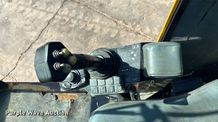 image for item DT3411 2018 Vermeer D24X40 Series III directional boring unit