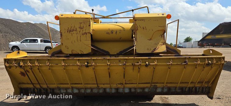 image for item DT4914 WH MFG Spread King chip spreader