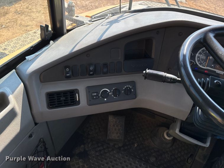 image for item DU1263 2014 Volvo A40G haul truck