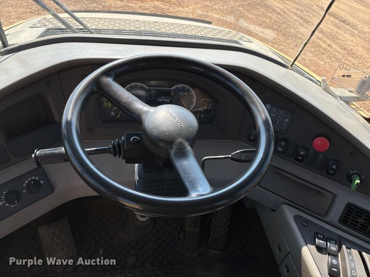 image for item DU1263 2014 Volvo A40G haul truck