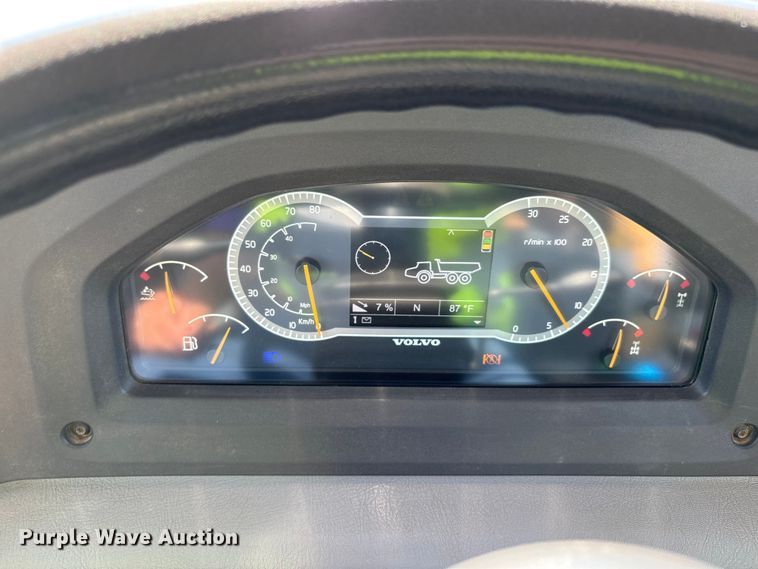 image for item DU1263 2014 Volvo A40G haul truck