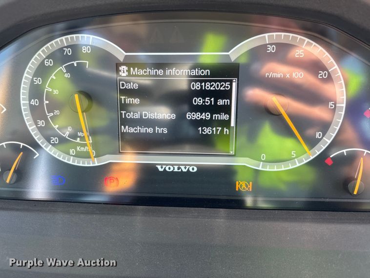 image for item DU1263 2014 Volvo A40G haul truck