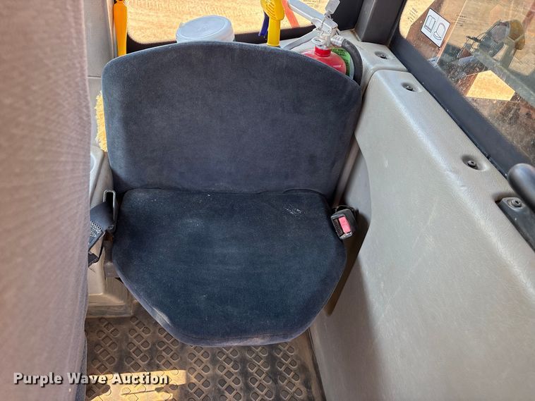 image for item DU1263 2014 Volvo A40G haul truck