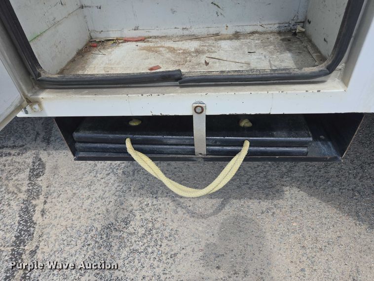 image for item DU2507 2006 Ford F550 bucket truck