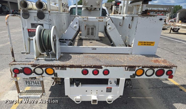 image for item DU2507 2006 Ford F550 bucket truck