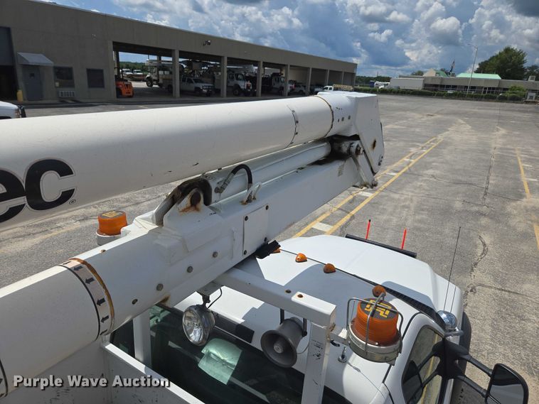 image for item DU2507 2006 Ford F550 bucket truck