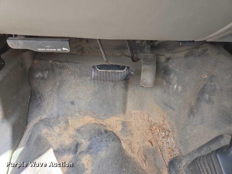 image for item DU2507 2006 Ford F550 bucket truck