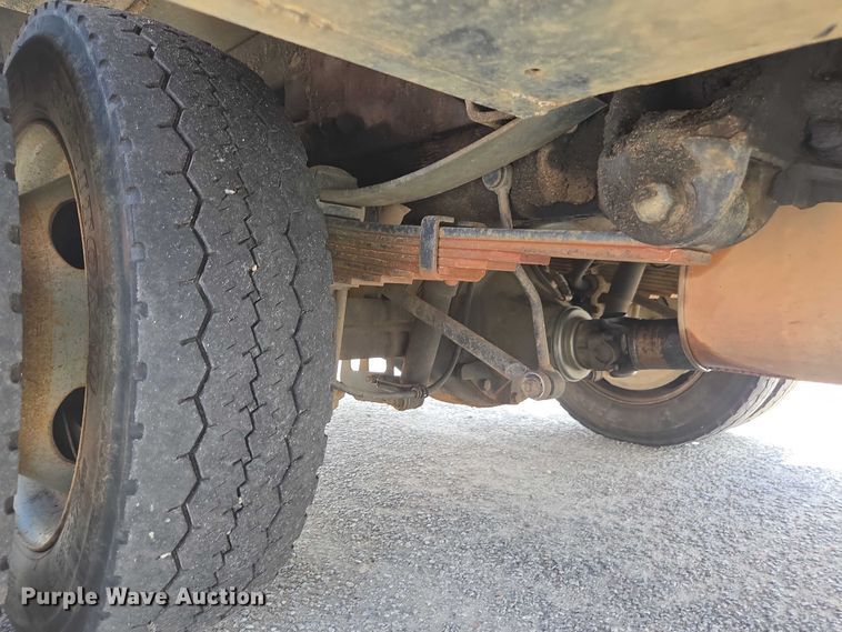 image for item DU2507 2006 Ford F550 bucket truck