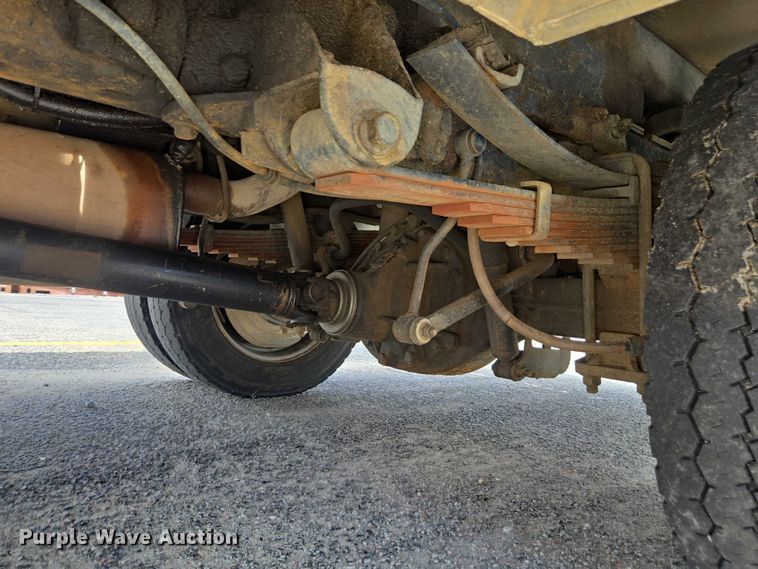 image for item DU2507 2006 Ford F550 bucket truck