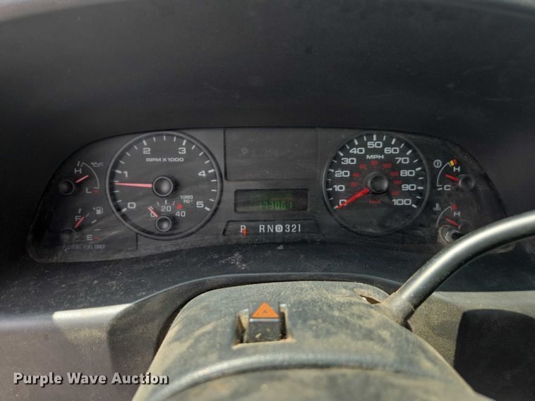 image for item DU2507 2006 Ford F550 bucket truck