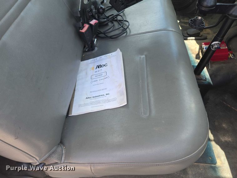 image for item DU2507 2006 Ford F550 bucket truck