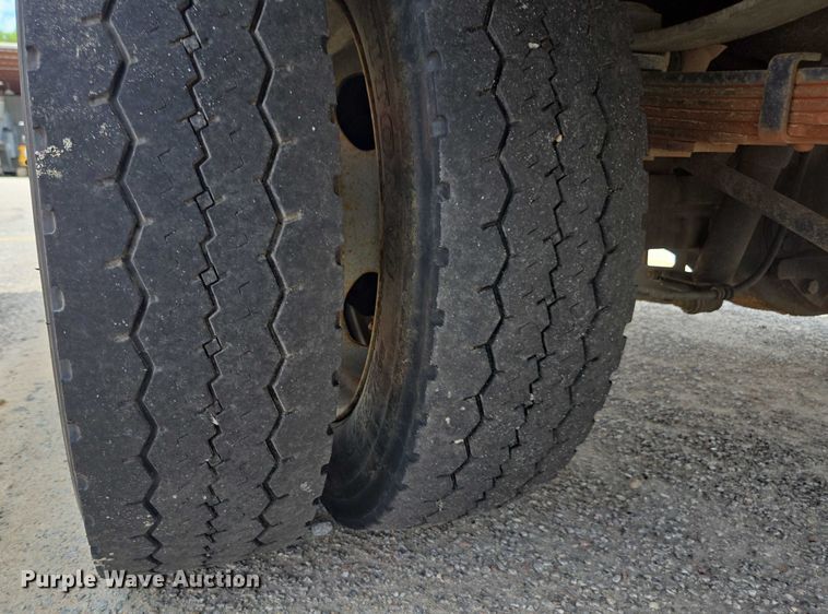 image for item DU2507 2006 Ford F550 bucket truck