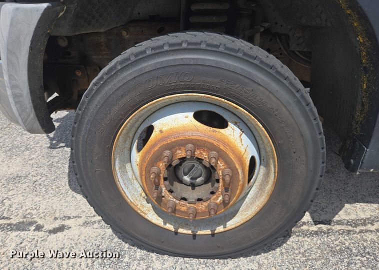 image for item DU2507 2006 Ford F550 bucket truck