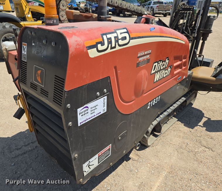 image for item DU6752 Ditch Witch JT5 directional boring unit