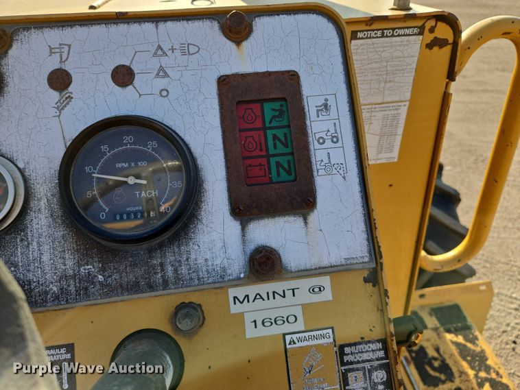 image for item DU6761 2001 Vermeer V120 rock saw