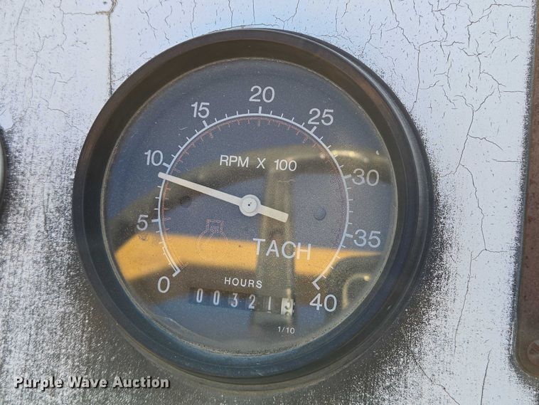 image for item DU6761 2001 Vermeer V120 rock saw