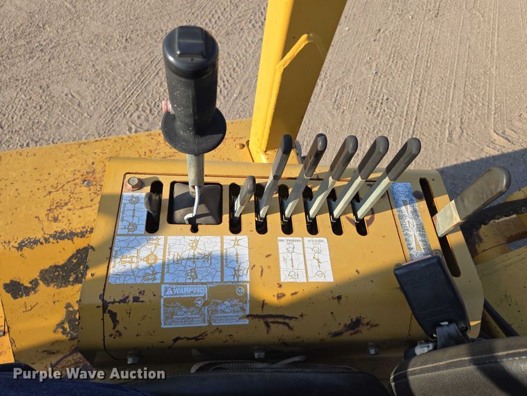 image for item DU6761 2001 Vermeer V120 rock saw