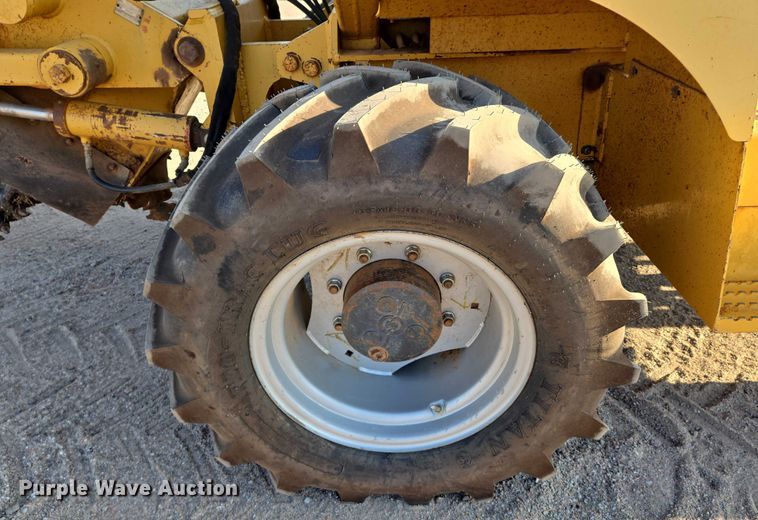 image for item DU6761 2001 Vermeer V120 rock saw