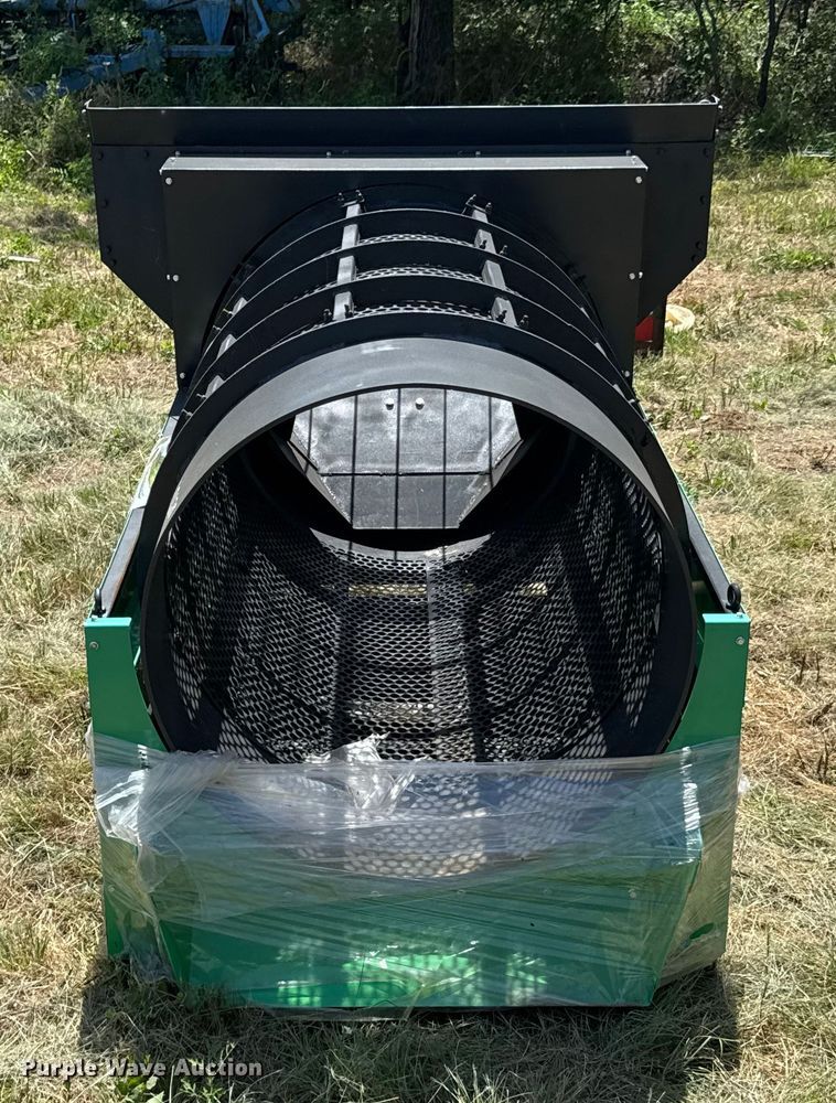 image for item DU9102 Hurricane GF480 trommel screen