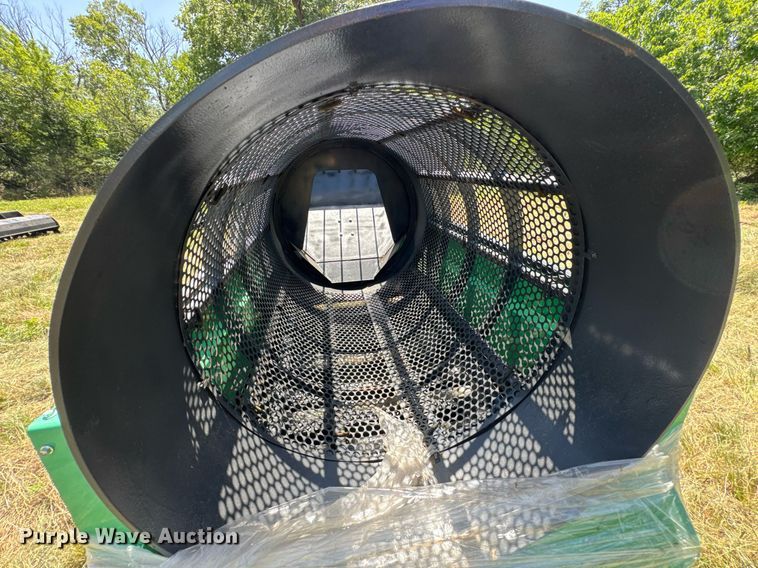 image for item DU9102 Hurricane GF480 trommel screen