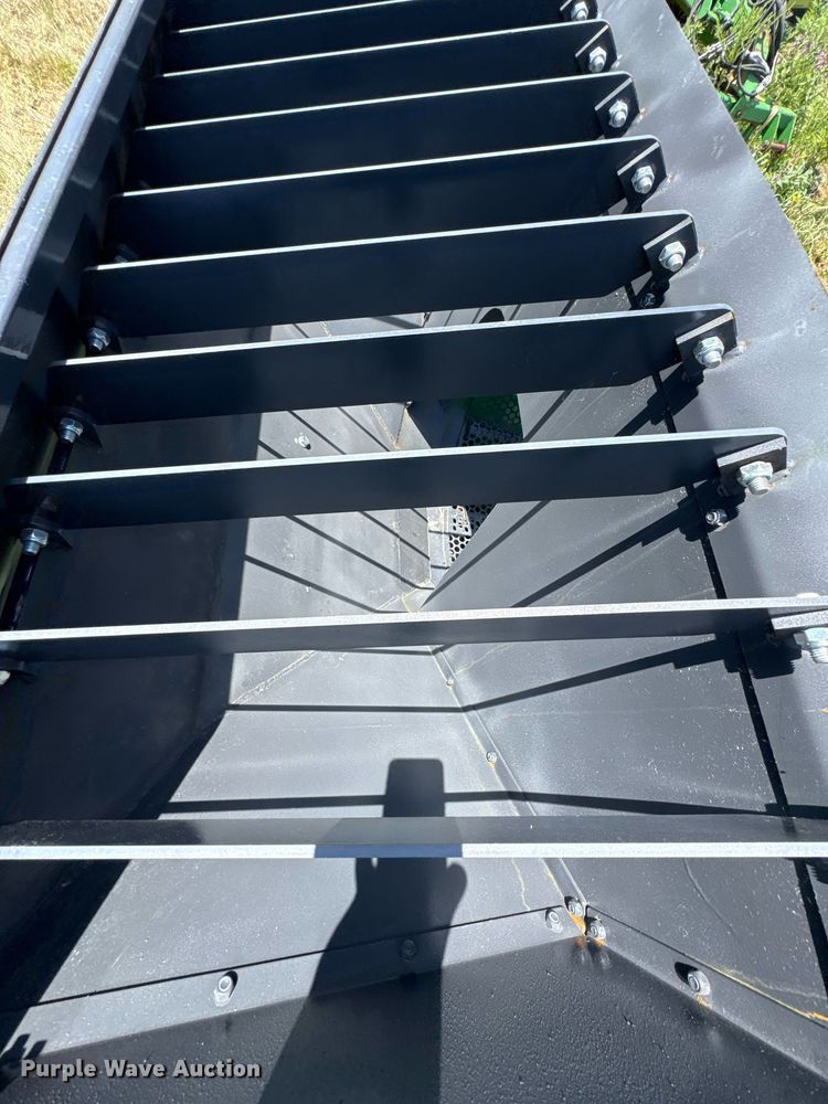 image for item DU9102 Hurricane GF480 trommel screen