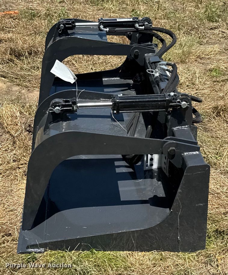 image for item DU9105 2025 Wolverine GB-11-72W skid steer grapple bucket