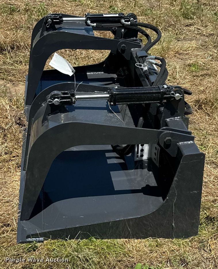 image for item DU9105 2025 Wolverine GB-11-72W skid steer grapple bucket