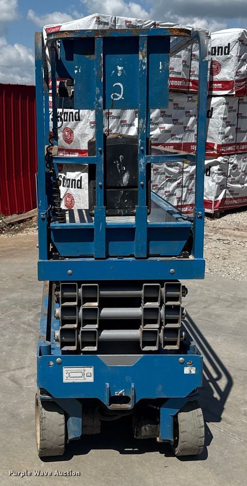 image for item DW2994 Genie GS-1930 scissor lift