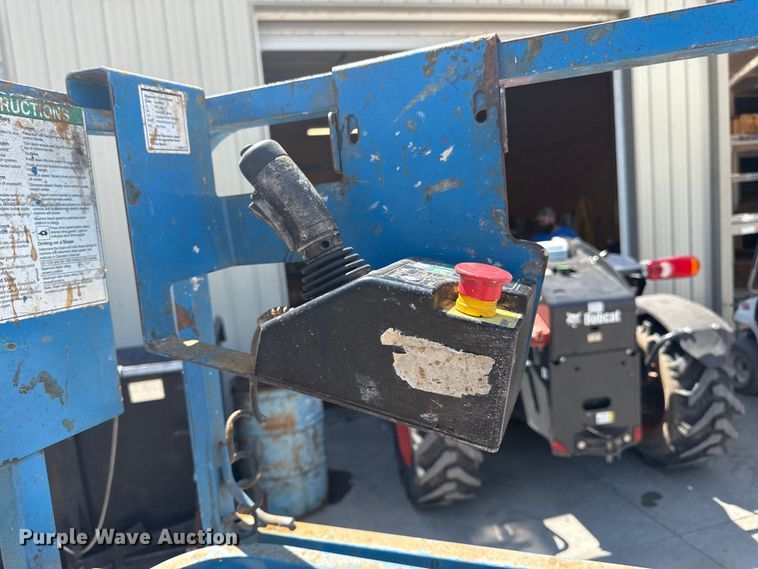 image for item DW2994 Genie GS-1930 scissor lift