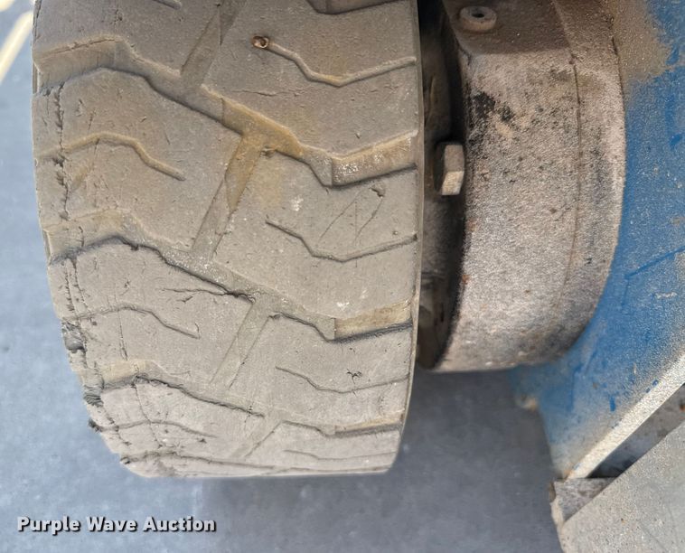 image for item DW2994 Genie GS-1930 scissor lift