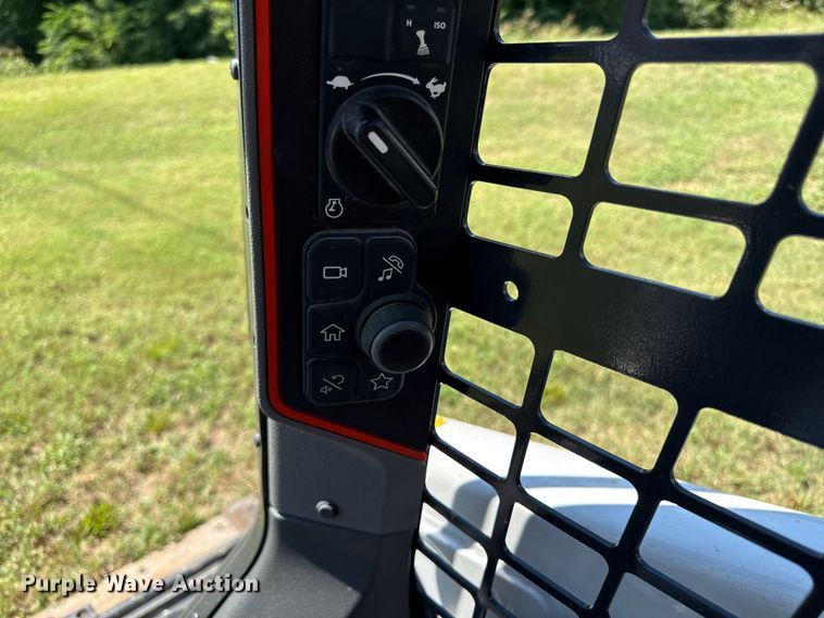 image for item DW2995 2024 Bobcat S62 skid steer loader