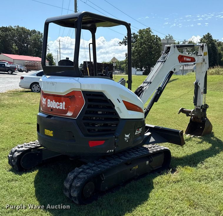 EXCAVADORA 2023 BOBCAT E35