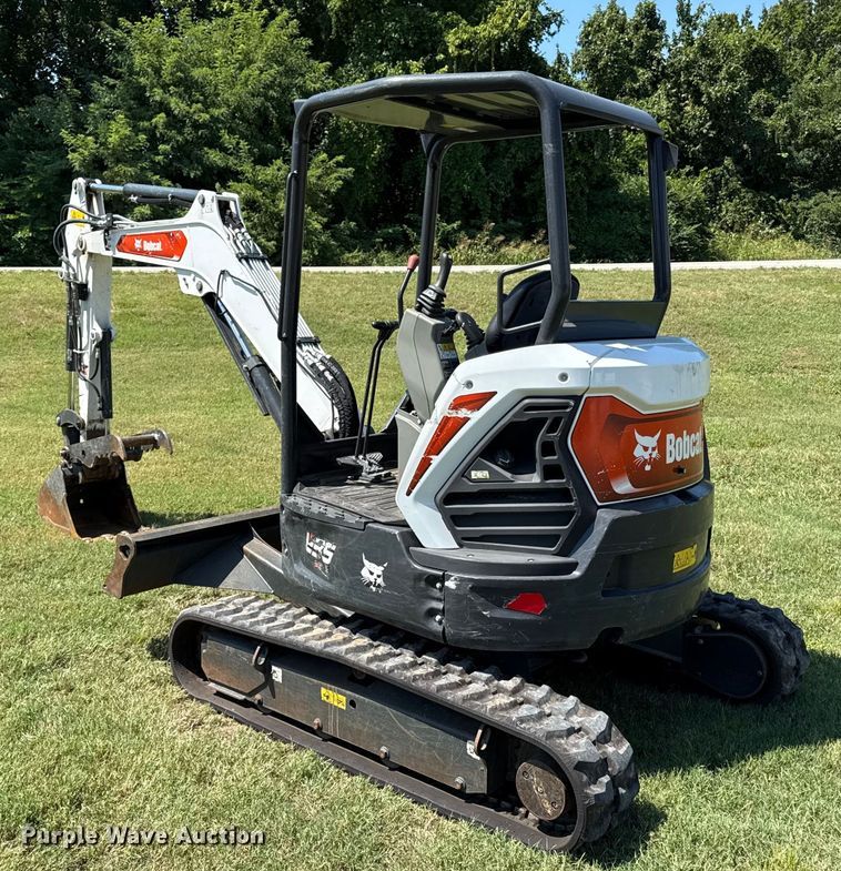 image for item DW2996 2023 Bobcat E35 mini excavator