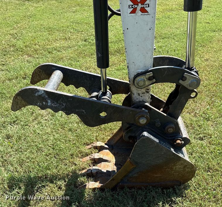 image for item DW2996 2023 Bobcat E35 mini excavator