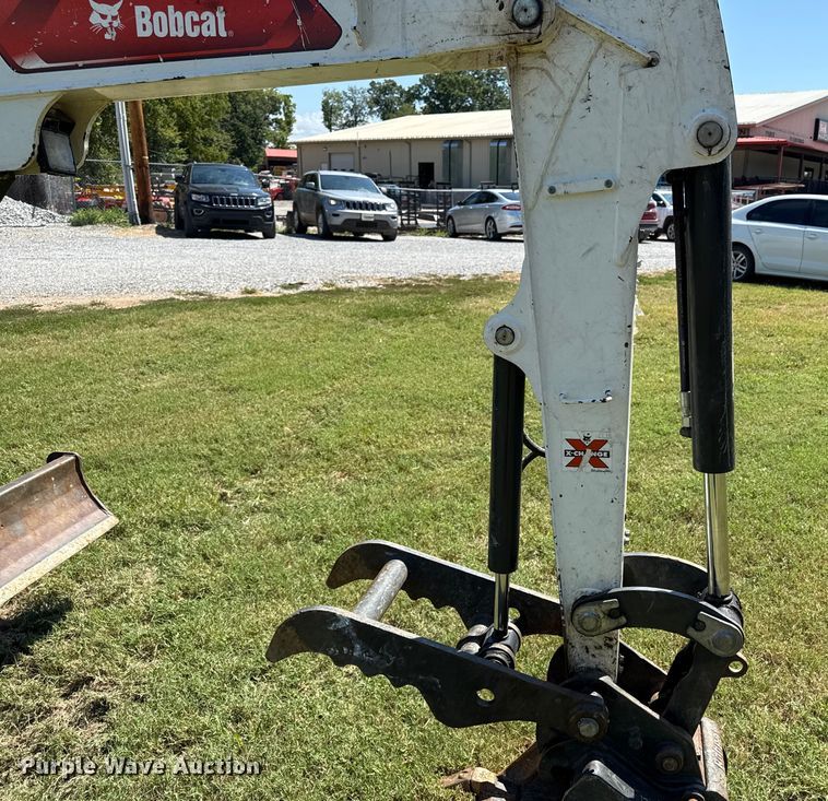 image for item DW2996 2023 Bobcat E35 mini excavator