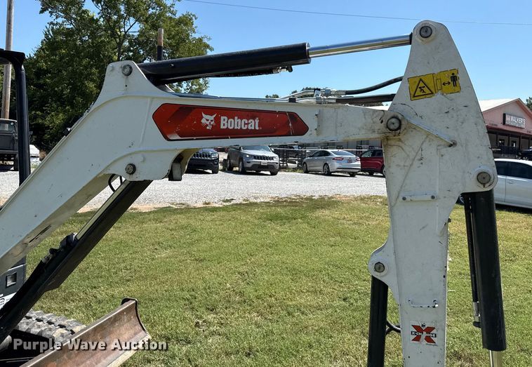 image for item DW2996 2023 Bobcat E35 mini excavator