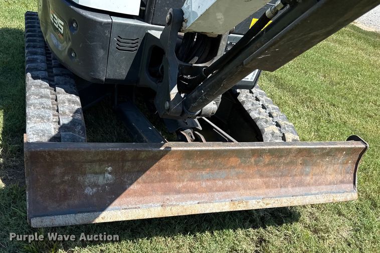 image for item DW2996 2023 Bobcat E35 mini excavator