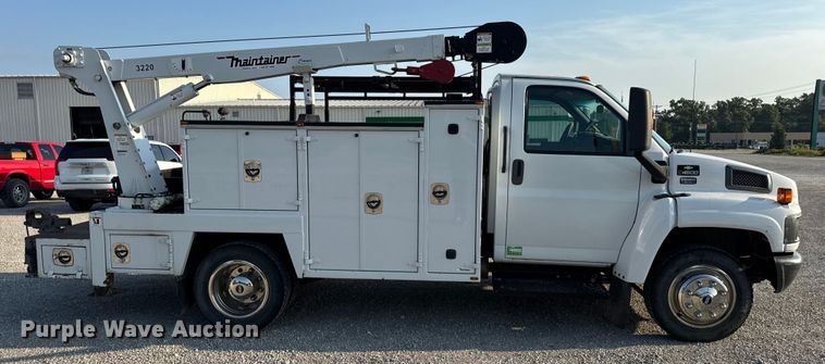 image for item DW6500 2006 Chevrolet C4500 utility / service truck