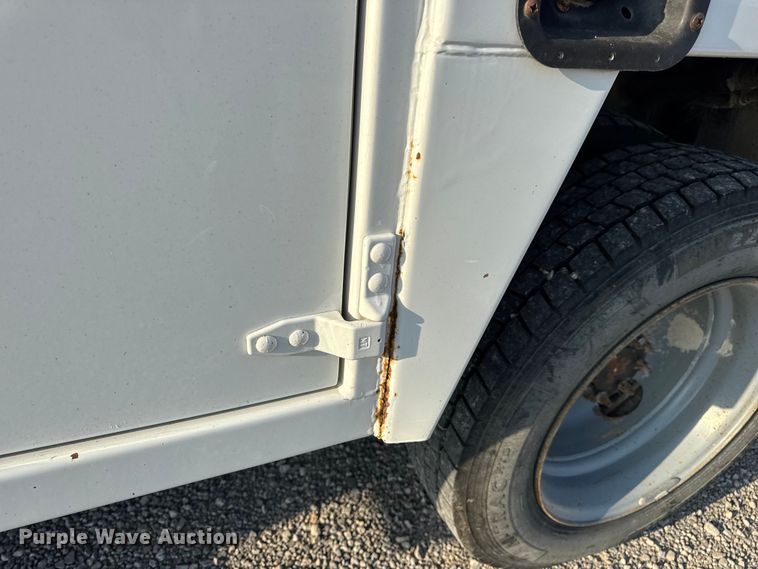 image for item DW6500 2006 Chevrolet C4500 utility / service truck