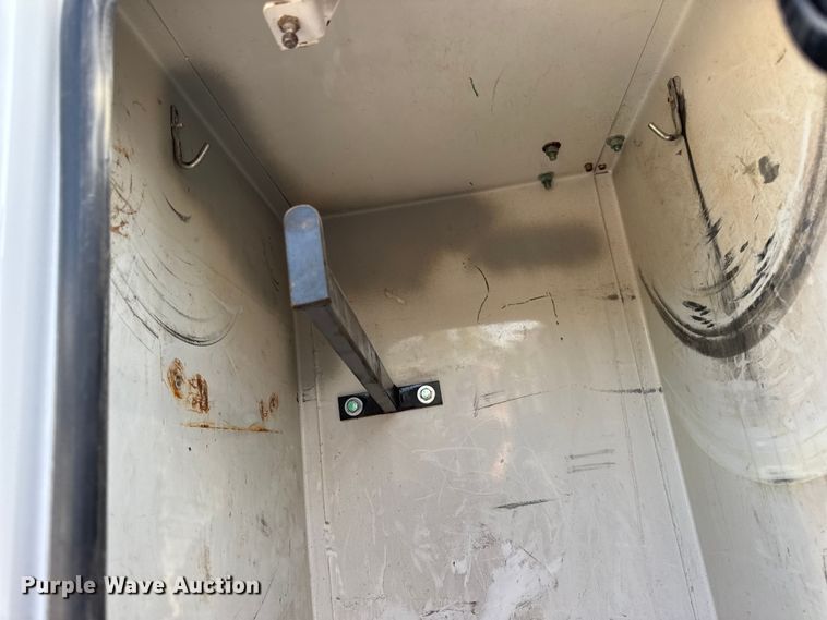 image for item DW6500 2006 Chevrolet C4500 utility / service truck