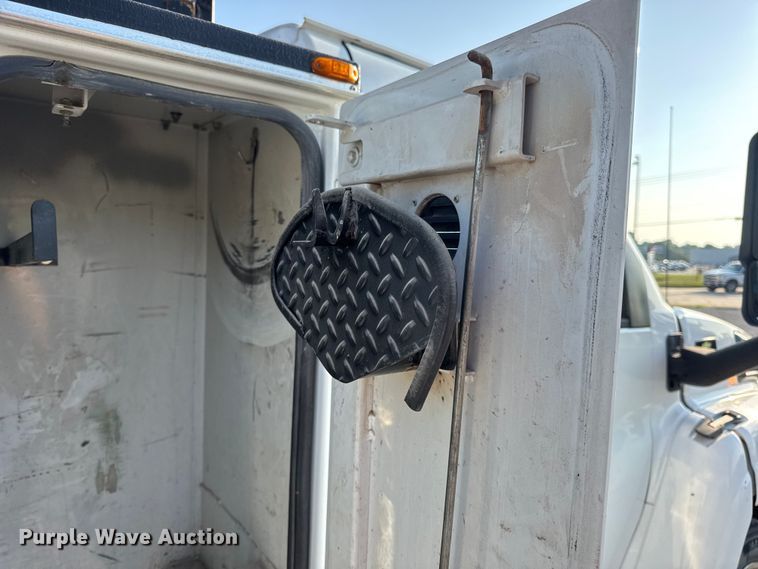 image for item DW6500 2006 Chevrolet C4500 utility / service truck